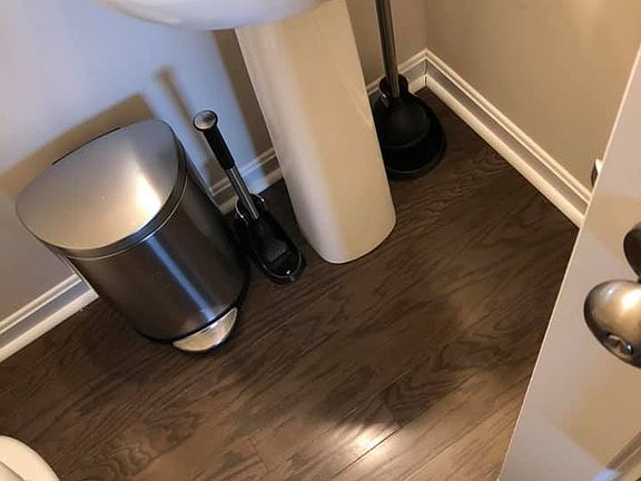 3rd image of 2102 Commons Cir