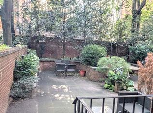 443 W 50th St APT 1W, New York, NY 10019