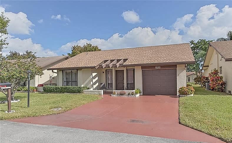 1st image of 1532 SW 21st Way