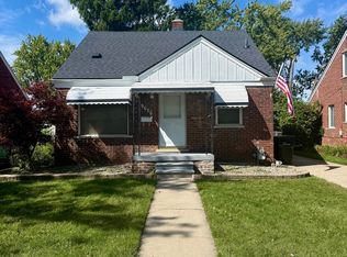 9656 Colwell Ave, Allen Park, MI 48101