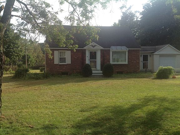 2nd image of 10 Harlau Dr