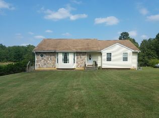 686 Indian Trail Rd, Ash Flat, AR 72513