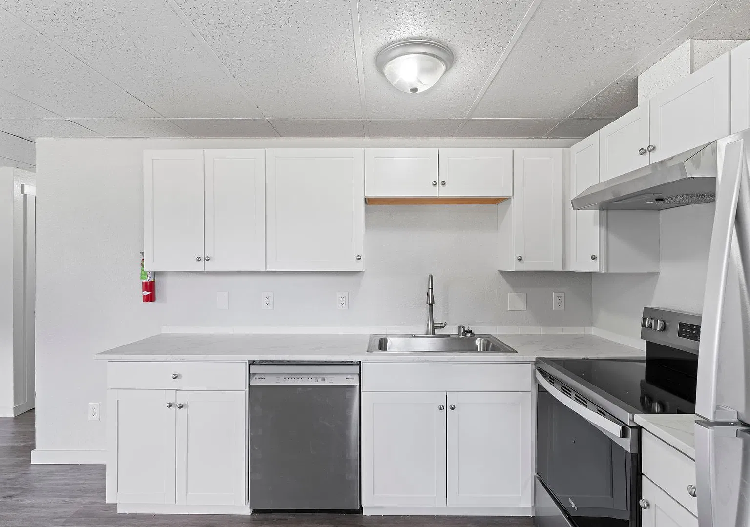 Mellen LH - Camelot 406 — Photo 2
