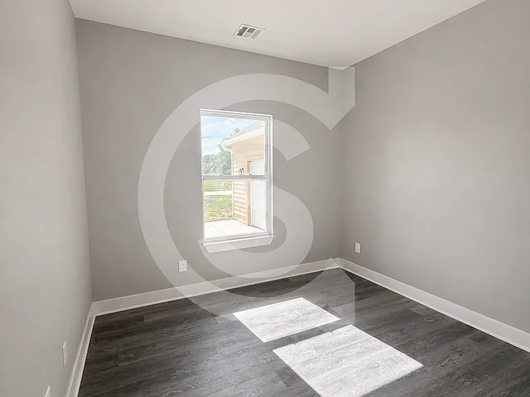1601 Al Ortalani Way — Photo 6