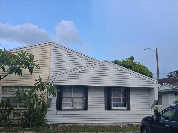 1234 SW 71st Ter, Pompano Beach, FL 33068