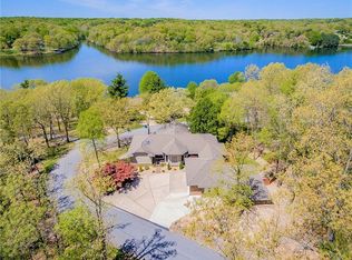 67 Churchill Dr, Bella Vista, AR 72715