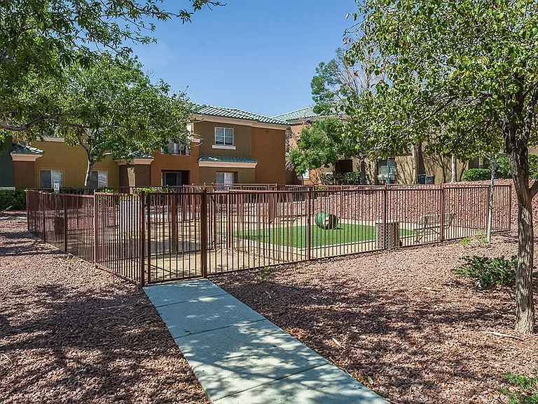 Durango Canyon Apartments — Photo 18