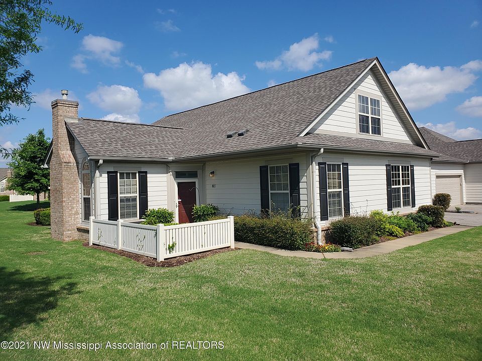 1st image of 8831 Parkview Oaks Cir