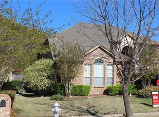 2123 Twelve Oaks Ct, Arlington, TX 76012