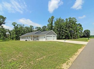 S12829 Spruce Trl, Spring Green, WI 53588