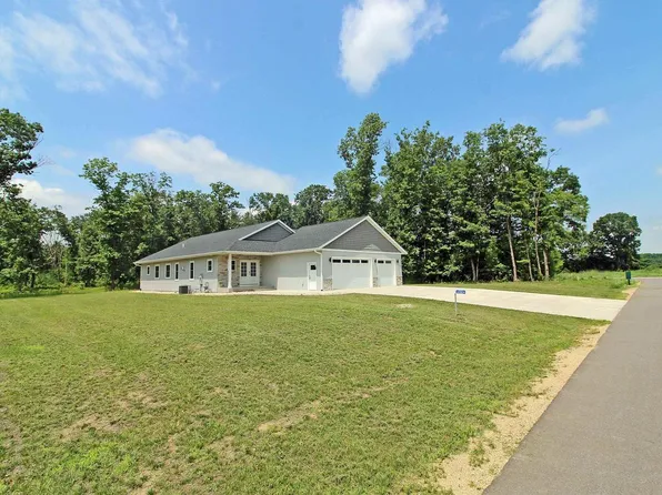 S12829 Spruce Trail, Spring Green, WI 53588