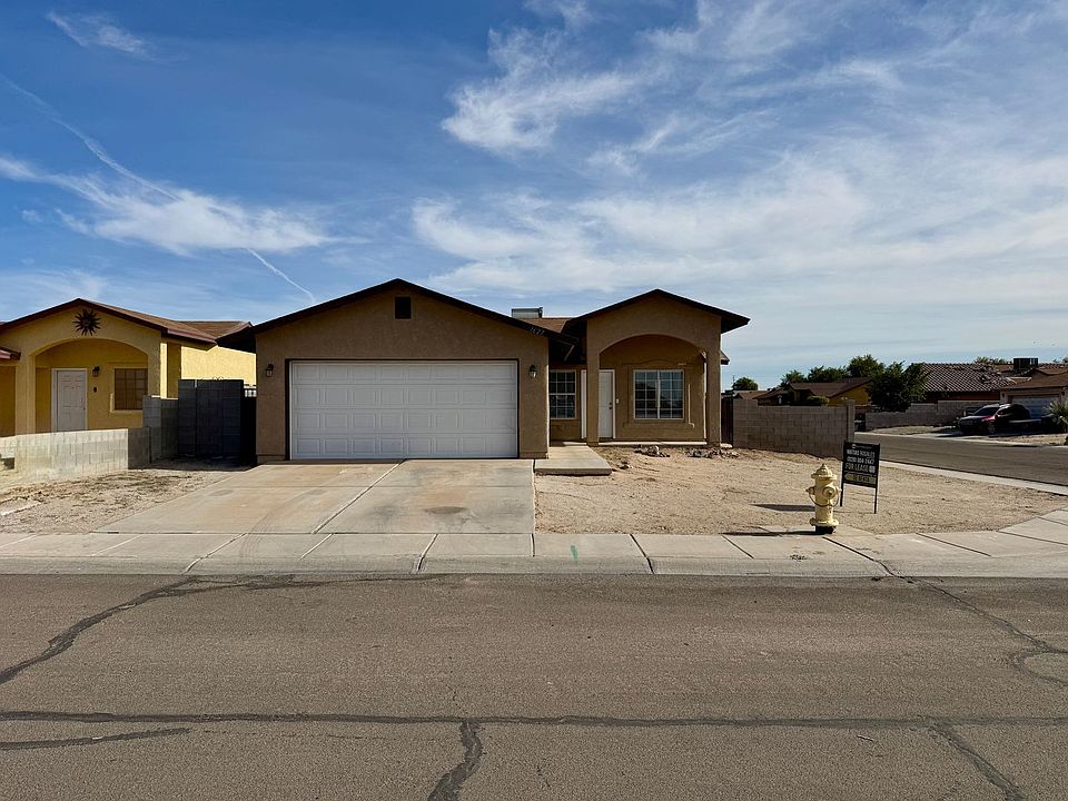 1st image of 1627 N Nydia Ave