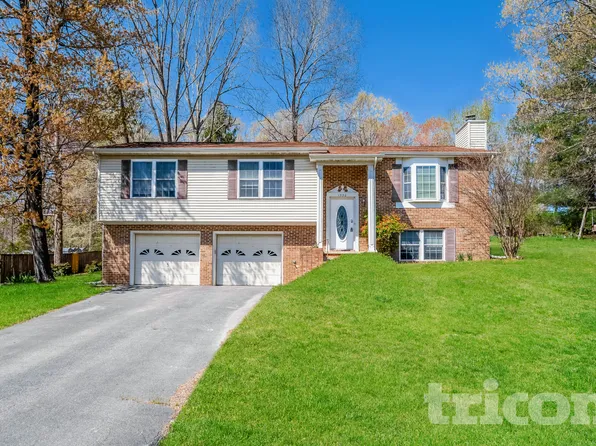 1350 Redwood Cir, La Plata, MD 20646