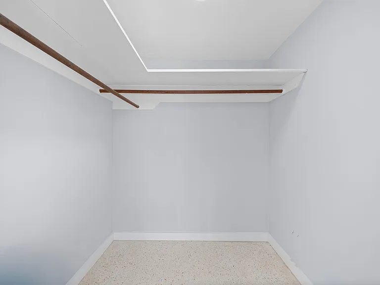 3220 NE 7th Pl #3 — Photo 8