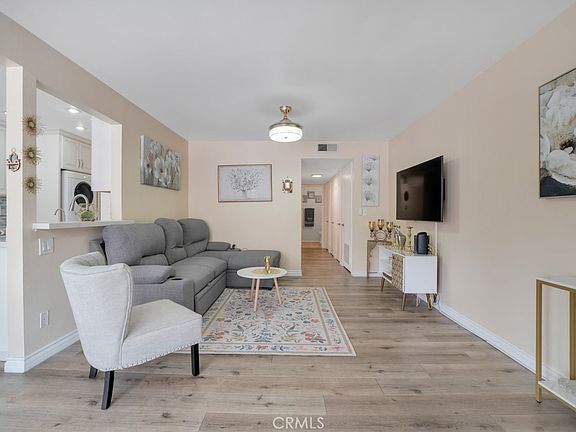 2nd image of 1108 Landsburn Cir