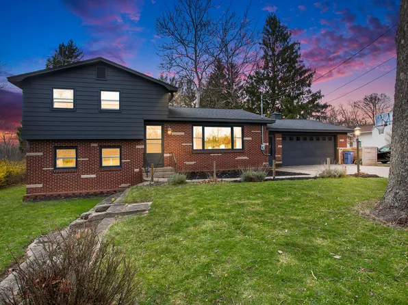 875 Collindale Ave NW, Grand Rapids, MI 49504