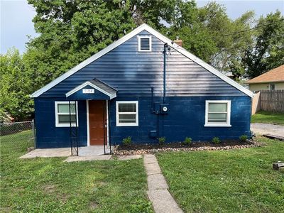 7104 N Cherry St, Kansas City, MO, 64118