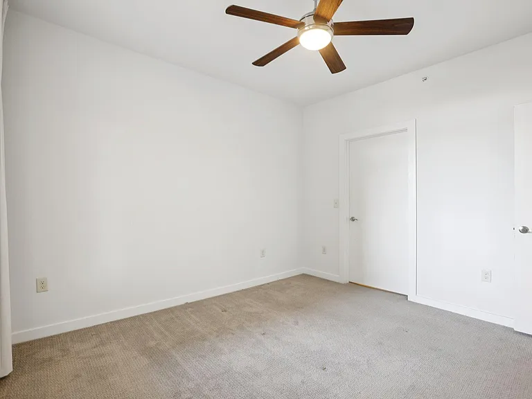 1900 Barton Springs Rd #5031 — Photo 23