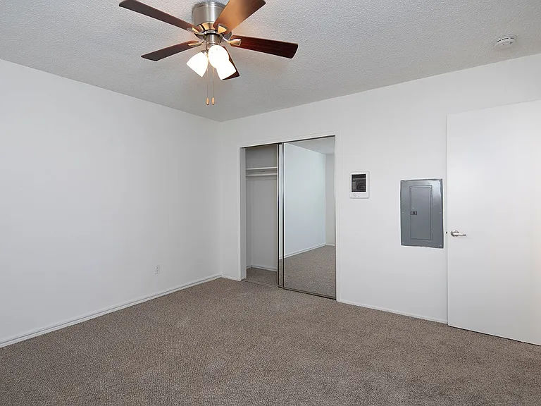 Playa Apartments — Photo 5