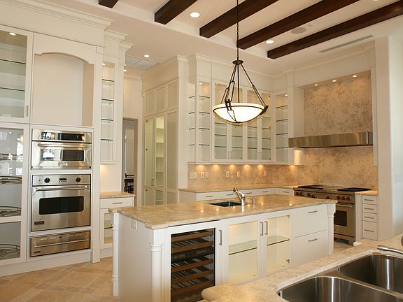 4th image of 2550 Del Lago Dr
