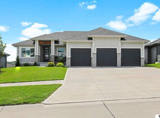 3024 Big Elk Pkwy, Omaha, NE 68124