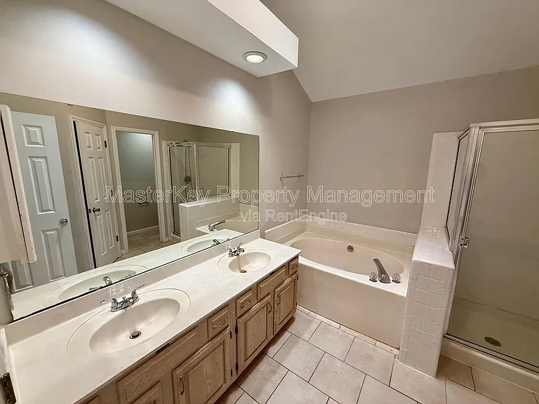 103 Miramar Ct — Photo 8