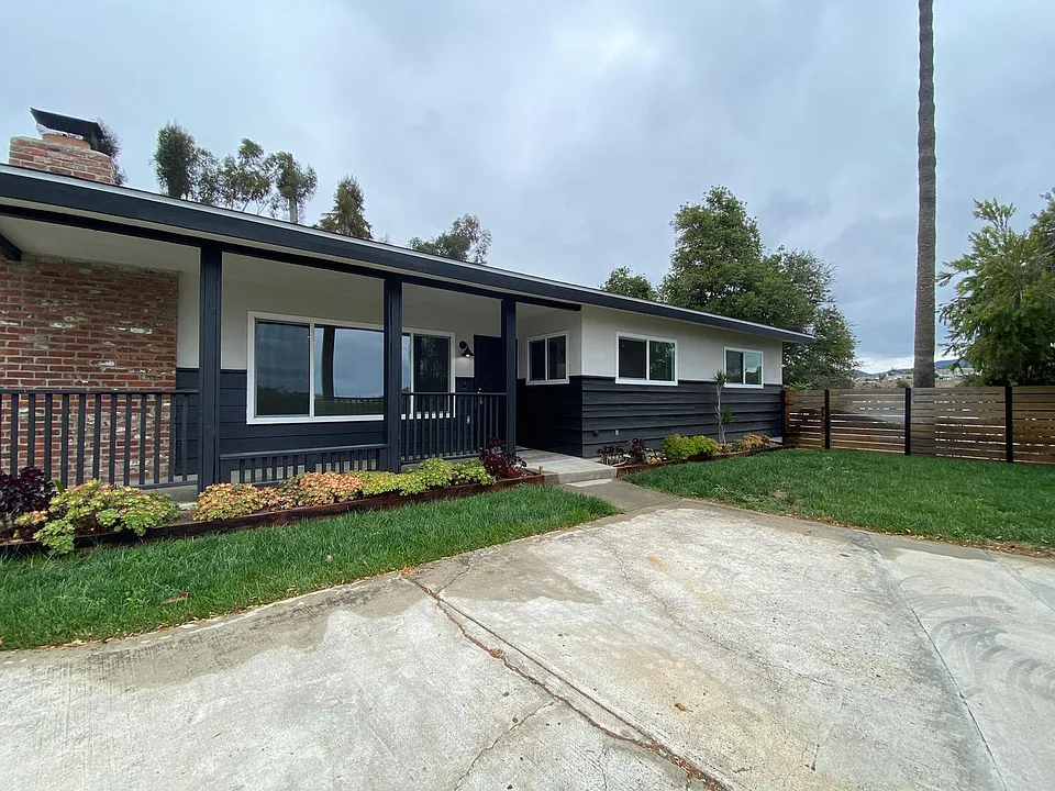 141 Hillside Ter