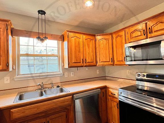 5th image of 4028 W Ridgeview St