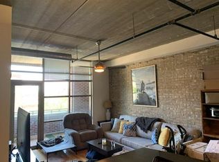 10 S Dunton Ave APT 212, Arlington Heights, IL 60005