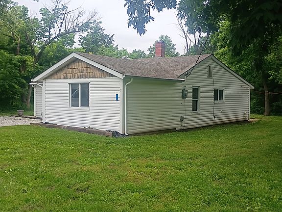 3rd image of 31203 Honey Locust Rd