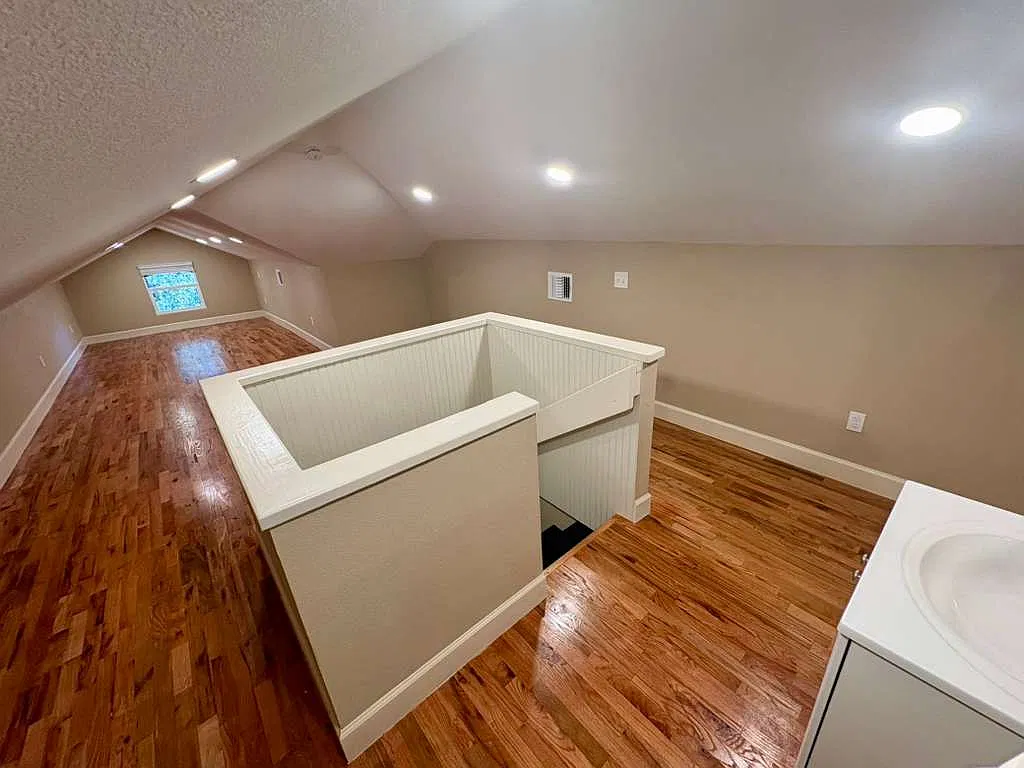 3 bed, 1485 sqft, $599 — Photo 2