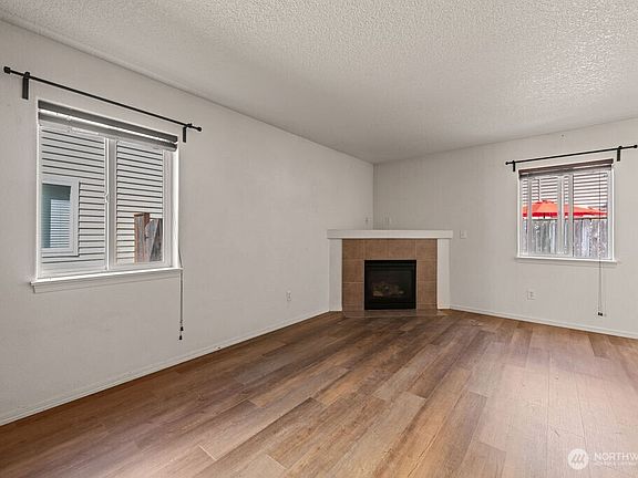 5th image of 1822 NE 89th Circle