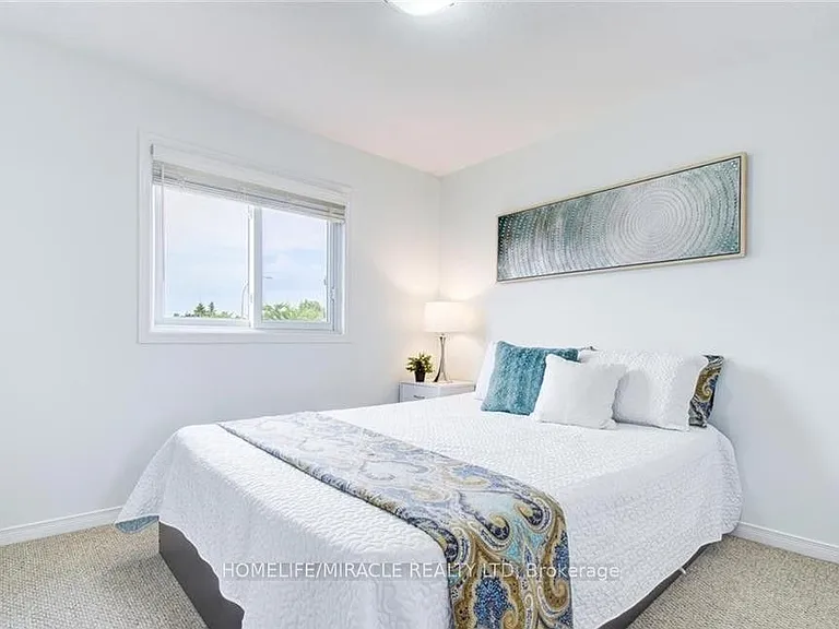 501 Highbrook Ct — Photo 5
