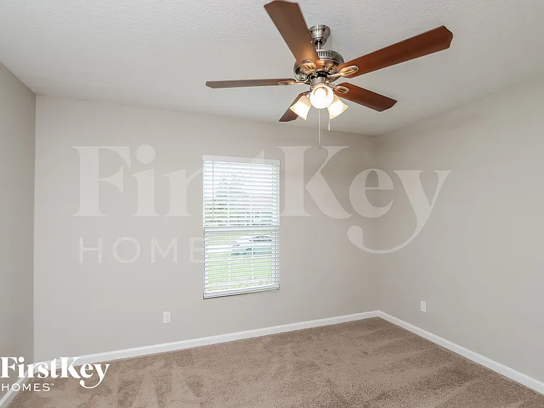711 Alford St SE — Photo 10