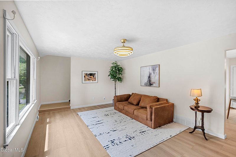5th image of 1 Gilmore Terrace
