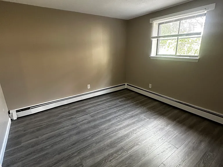 136 School St #103 — Photo 10