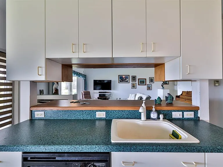 2437 Swordfish Ln — Photo 11
