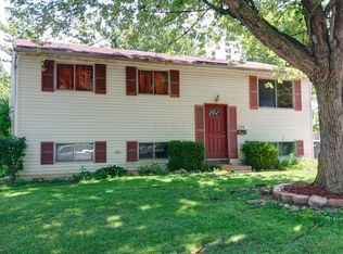 1314 Helmsdale Dr, Columbus, OH 43204