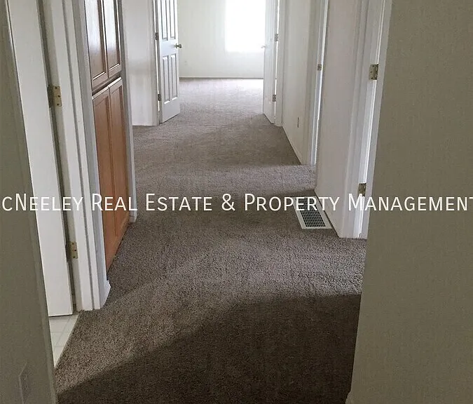 4051 NW 180th Ct — Photo 13