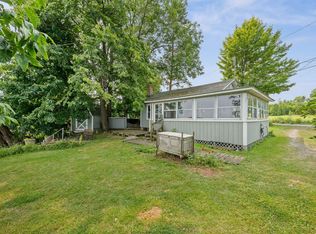 72 Wallys Point Rd, South Hero, VT 05486