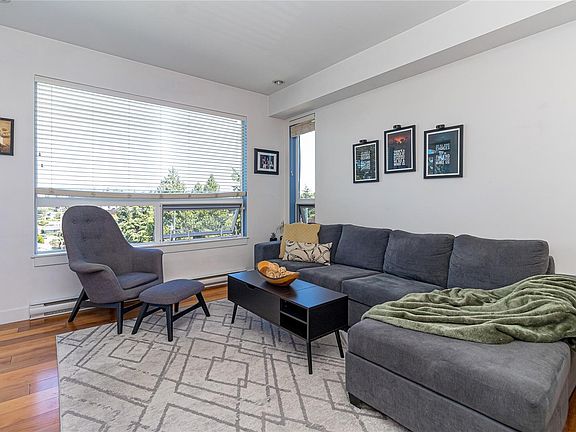 5th image of 1008 Tillicum Rd #403