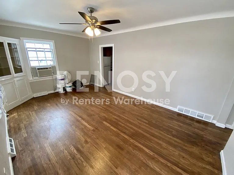 1263 Ames St — Photo 5