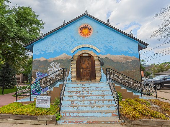 1833 19th Street Exterior