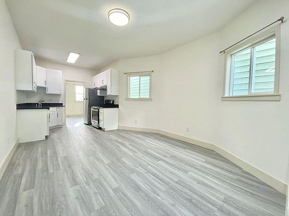 2nd image of 1242 Howard St #5