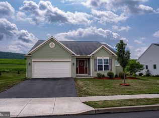 7 Cambridge Ln, Lewistown, PA 17044