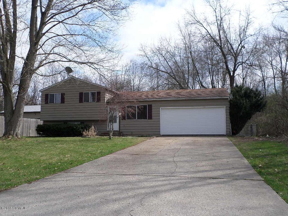 1st image of 2208 Kathryn Dr
