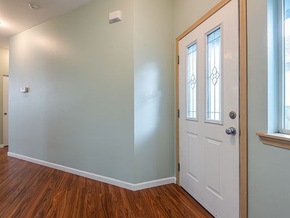 4th image of 4542 20th Way NE