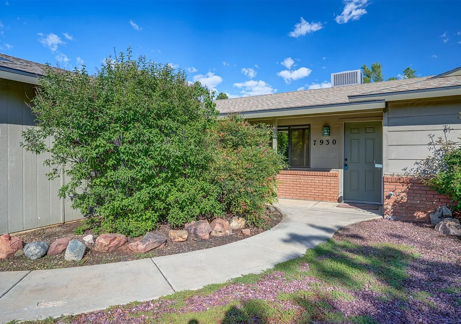 3 Bedroom / 2 Bath home in Prescott Valley for Rent! — Photo 4