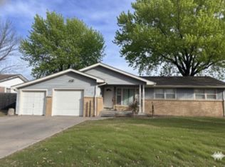 2422 N Perry Ave, Wichita, KS 67204