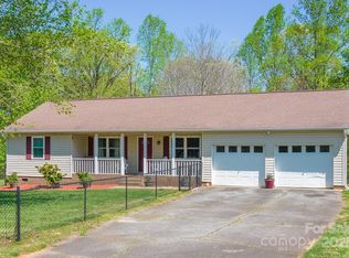 174 Stewart Acres Dr, Statesville, NC 28677